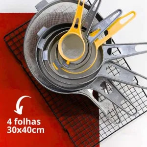 Kit com 4 folhas teflonadas 1 grade para resfriamento e 8 peneiras plásticas